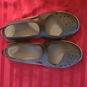 Excellent condition Crocs shoes size 9 black
